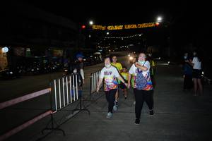 BIB: 
                            <button type="button" onclick="openModal(21794509)" class="btn btn-primary btn-sm float-right btn-popup" data-toggle="modal" data-target=".modal-high-quality">
                        <i class="fas fa-shopping-cart"></i> Add to Cart
                    </button>
                                            <button type="button" onclick="isThisMe(21794509, true)" class="btn btn-success btn-sm float-right btn-popup btn-isme hidden" data-toggle="tooltip" data-placement="bottom" title="นี่คือรูปของคุณใช่ไหม คลิกที่นี่เพื่อเอาเข้าอัลบั้ม">
                        <i class="fas fa-plus"></i> Add to album
                    </button>
                    <button type="button" onclick="isThisMe(21794509, false)" class="btn btn-warning btn-sm float-right btn-popup btn-isnotme hidden">
                        <i class="fas fa-ban"></i> Remove from album
                    </button>